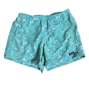 Patagonia Women's Baggies Shorts Green Floral Size‎ S Casual 5" Inseam